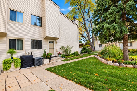 Tiny photo for 531 Verde Drive, Schaumburg, IL 60173 (MLS # 12797690)