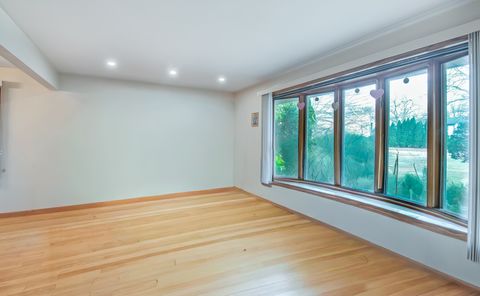 Tiny photo for 332 N West Avenue, Elmhurst, IL 60126 (MLS # 12578956)