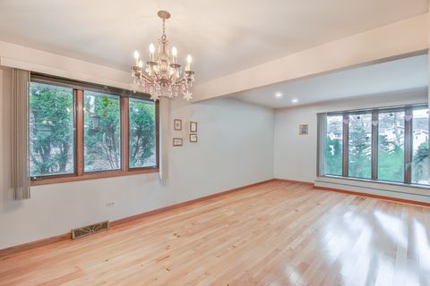 Tiny photo for 332 N West Avenue, Elmhurst, IL 60126 (MLS # 12578956)
