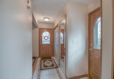 Tiny photo for 332 N West Avenue, Elmhurst, IL 60126 (MLS # 12578956)