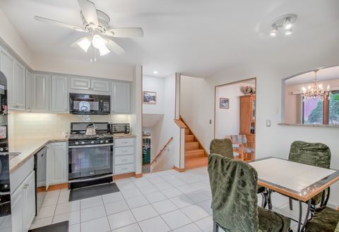 Tiny photo for 332 N West Avenue, Elmhurst, IL 60126 (MLS # 12578956)