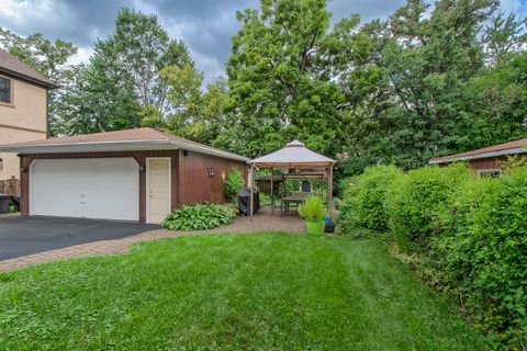 Tiny photo for 332 N West Avenue, Elmhurst, IL 60126 (MLS # 12578956)