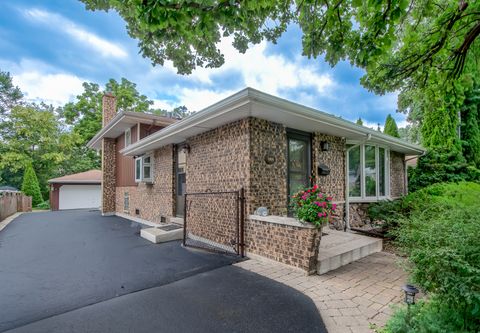 Photo of 332 N West Avenue, Elmhurst, IL 60126 (MLS # 12578956)