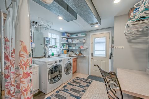 Tiny photo for 332 N West Avenue, Elmhurst, IL 60126 (MLS # 12578956)