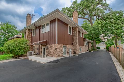 Tiny photo for 332 N West Avenue, Elmhurst, IL 60126 (MLS # 12578956)