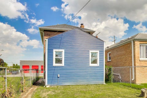Tiny photo for 610 Eastern Avenue, Bellwood, IL 60104 (MLS # 12617578)