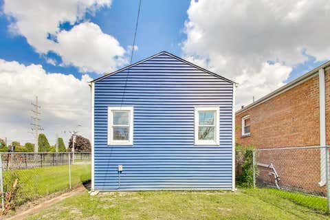 Tiny photo for 610 Eastern Avenue, Bellwood, IL 60104 (MLS # 12617578)