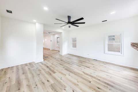 Tiny photo for 610 Eastern Avenue, Bellwood, IL 60104 (MLS # 12617578)