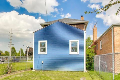 Tiny photo for 610 Eastern Avenue, Bellwood, IL 60104 (MLS # 12617578)