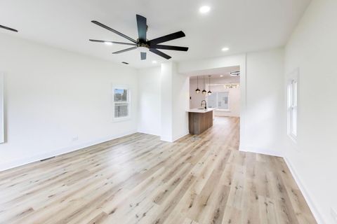 Tiny photo for 610 Eastern Avenue, Bellwood, IL 60104 (MLS # 12617578)
