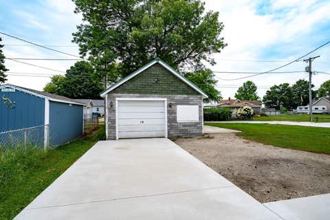 Tiny photo for 118 E Diller Street, Pontiac, IL 61764 (MLS # 12723347)