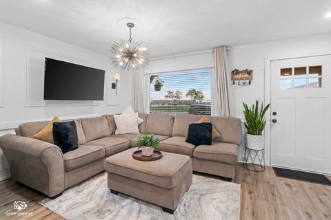 Tiny photo for 11706 S Watkins Avenue, Chicago, IL 60643 (MLS # 12480037)