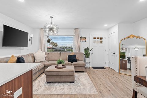 Tiny photo for 11706 S Watkins Avenue, Chicago, IL 60643 (MLS # 12480037)