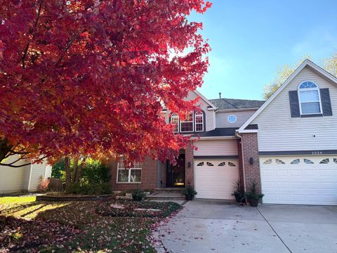 Tiny photo for 1524 W Mooseheart Road, North Aurora, IL 60542 (MLS # 12606526)