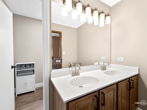 Tiny photo for 1524 W Mooseheart Road, North Aurora, IL 60542 (MLS # 12606526)