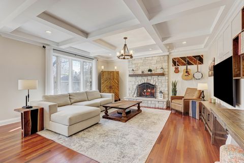 Tiny photo for 881 S Bryan Street, Elmhurst, IL 60126 (MLS # 12568752)