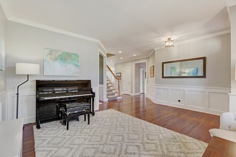 Tiny photo for 881 S Bryan Street, Elmhurst, IL 60126 (MLS # 12568752)