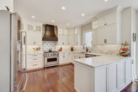 Tiny photo for 881 S Bryan Street, Elmhurst, IL 60126 (MLS # 12568752)