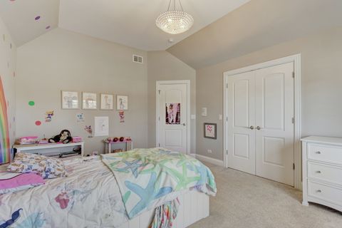 Tiny photo for 881 S Bryan Street, Elmhurst, IL 60126 (MLS # 12568752)