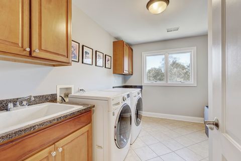 Tiny photo for 881 S Bryan Street, Elmhurst, IL 60126 (MLS # 12568752)