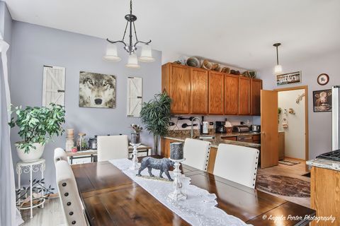 Tiny photo for 2636 Evergreen Circle, McHenry, IL 60050 (MLS # 12639080)