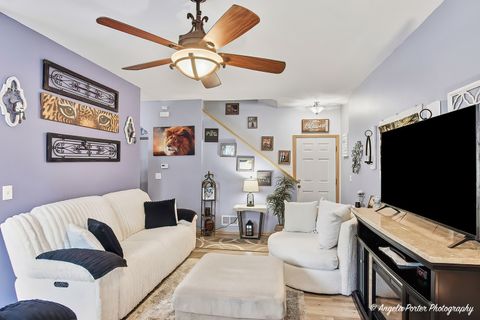 Tiny photo for 2636 Evergreen Circle, McHenry, IL 60050 (MLS # 12639080)