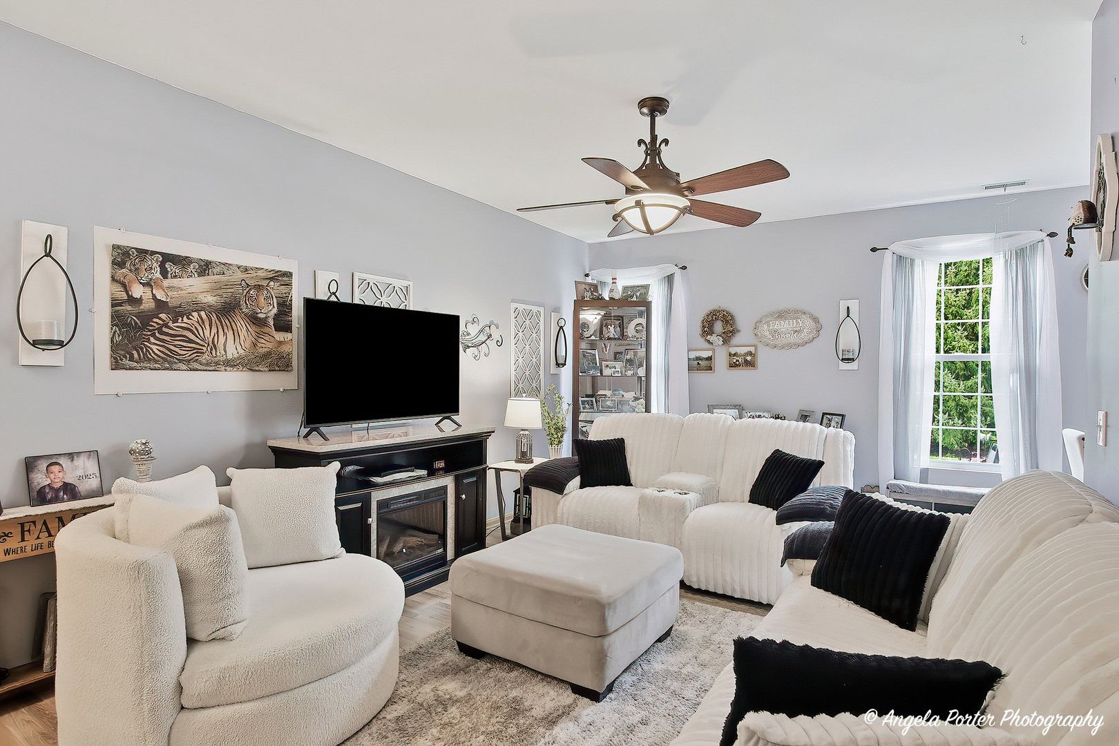 2636 Evergreen Circle