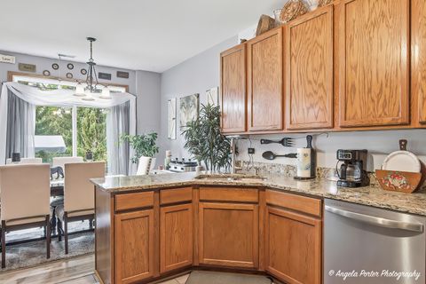 Tiny photo for 2636 Evergreen Circle, McHenry, IL 60050 (MLS # 12639080)