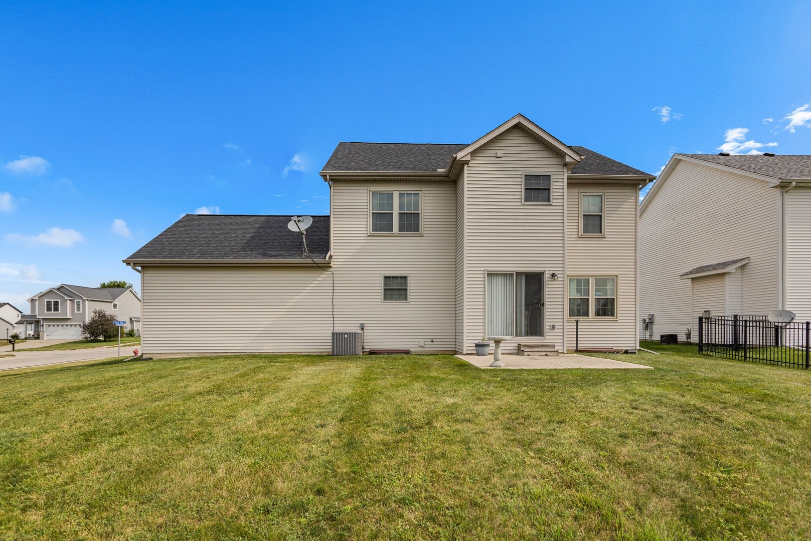 1701 Hunters Ridge Court