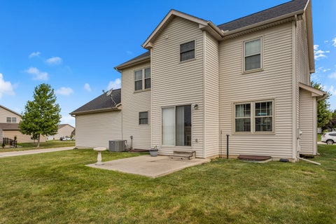 Tiny photo for 1701 Hunters Ridge Court, Mahomet, IL 61853 (MLS # 12719551)