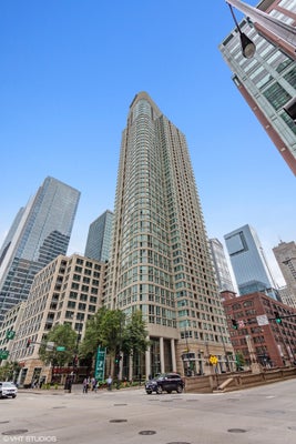 345 N LA SALLE DR APT 3004, CHICAGO, IL 60654 - Image 2ed3e776a7aada44bb9d92cf9c7318cf/1185199547