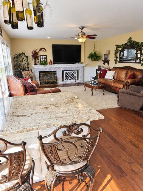 Tiny photo for 1606 Cottonwood Trail, Yorkville, IL 60560 (MLS # 12796285)