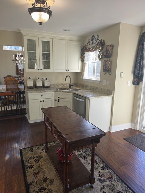 Tiny photo for 1606 Cottonwood Trail, Yorkville, IL 60560 (MLS # 12796285)
