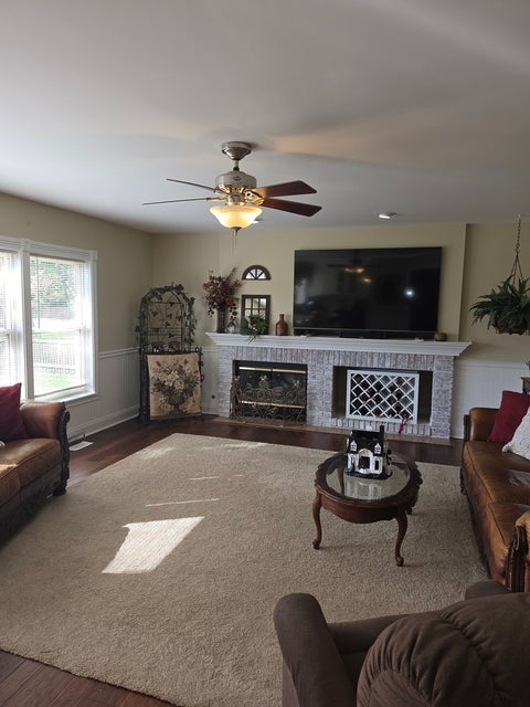 Tiny photo for 1606 Cottonwood Trail, Yorkville, IL 60560 (MLS # 12796285)