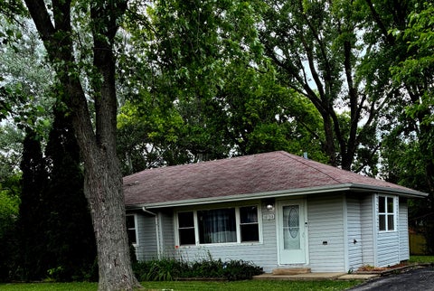 Photo of 18733 Crawford Avenue, Flossmoor, IL 60422 (MLS # 12712197)