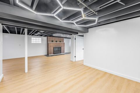 Tiny photo for 9220 S Avers Avenue, Evergreen Park, IL 60805 (MLS # 12599723)