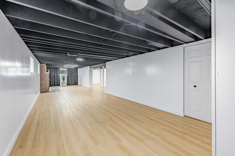 Tiny photo for 9220 S Avers Avenue, Evergreen Park, IL 60805 (MLS # 12599723)