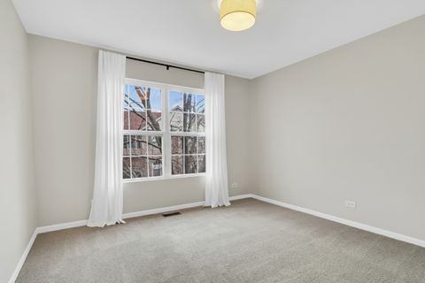 Tiny photo for 983 Ellsworth Drive, Grayslake, IL 60030 (MLS # 12524390)