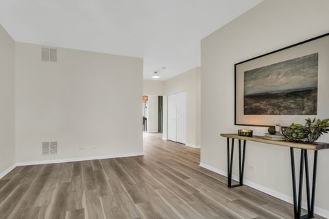 Tiny photo for 983 Ellsworth Drive, Grayslake, IL 60030 (MLS # 12524390)