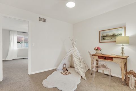 Tiny photo for 983 Ellsworth Drive, Grayslake, IL 60030 (MLS # 12524390)