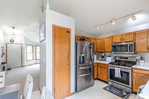 Tiny photo for 807 Aspen Way, Genoa, IL 60135 (MLS # 12457473)