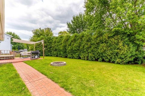Tiny photo for 807 Aspen Way, Genoa, IL 60135 (MLS # 12457473)