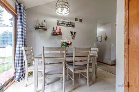 Tiny photo for 807 Aspen Way, Genoa, IL 60135 (MLS # 12457473)