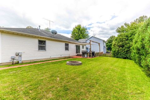 Tiny photo for 807 Aspen Way, Genoa, IL 60135 (MLS # 12457473)
