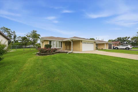 Tiny photo for 11942 S Lawler Avenue, Alsip, IL 60803 (MLS # 12735654)