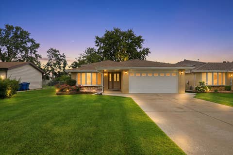 Tiny photo for 11942 S Lawler Avenue, Alsip, IL 60803 (MLS # 12735654)