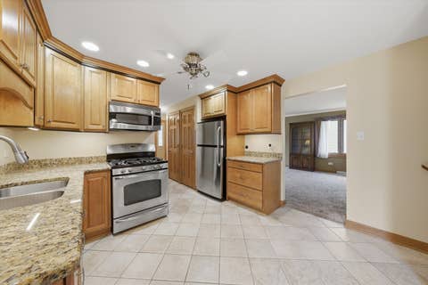 Tiny photo for 11942 S Lawler Avenue, Alsip, IL 60803 (MLS # 12735654)