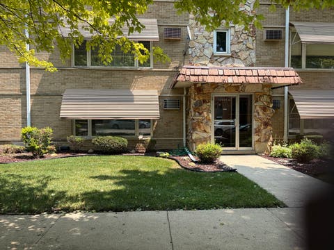 Tiny photo for 10405 S Keating Avenue #1B, Oak Lawn, IL 60453 (MLS # 12721476)