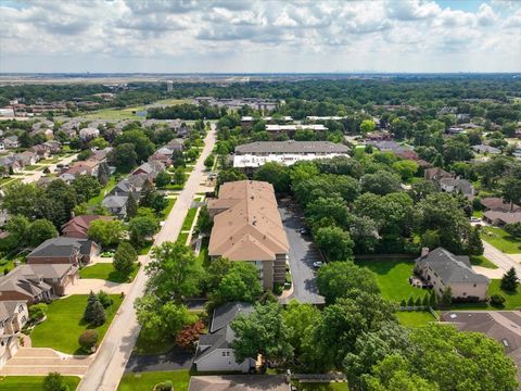 Tiny photo for 440 E Montrose Avenue #106, Wood Dale, IL 60191 (MLS # 12470773)