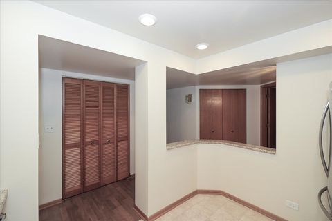 Tiny photo for 440 E Montrose Avenue #106, Wood Dale, IL 60191 (MLS # 12470773)